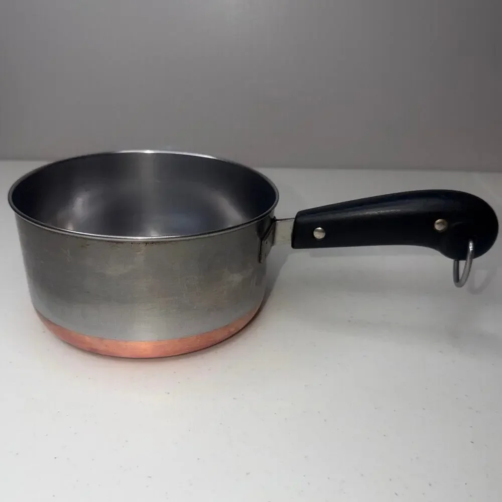Revere Ware Copper Bottom 2 Quart Sauce Pot Stainless Steel Made in the USA 1801